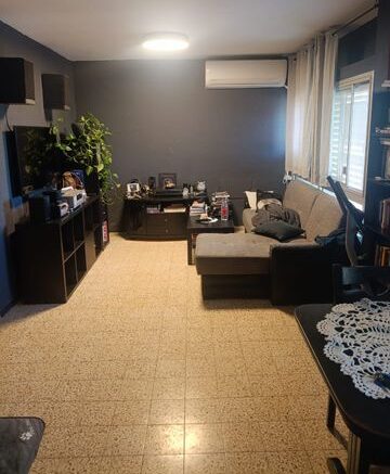 הדולב 16, חצור הגלילית