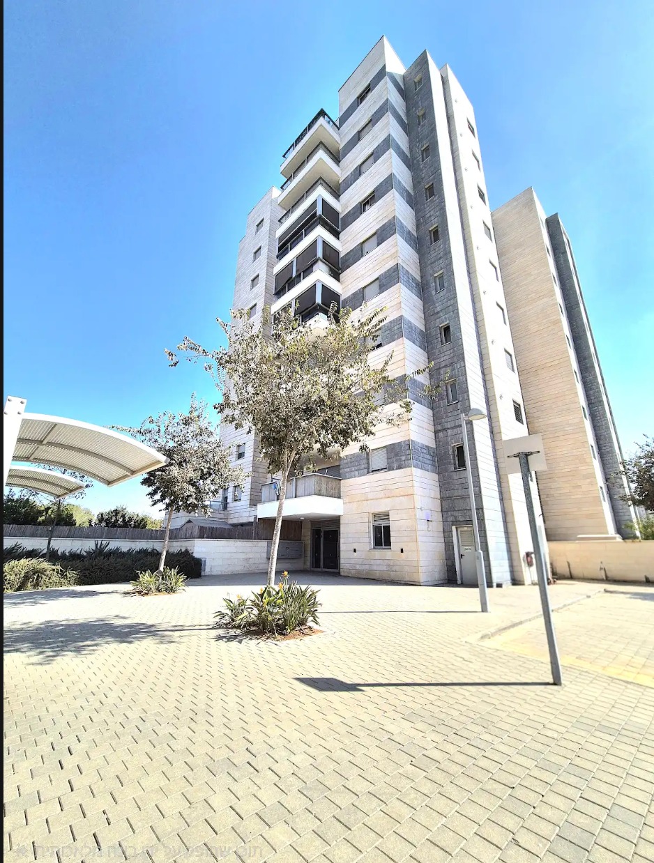 שליו 2, נתיבות