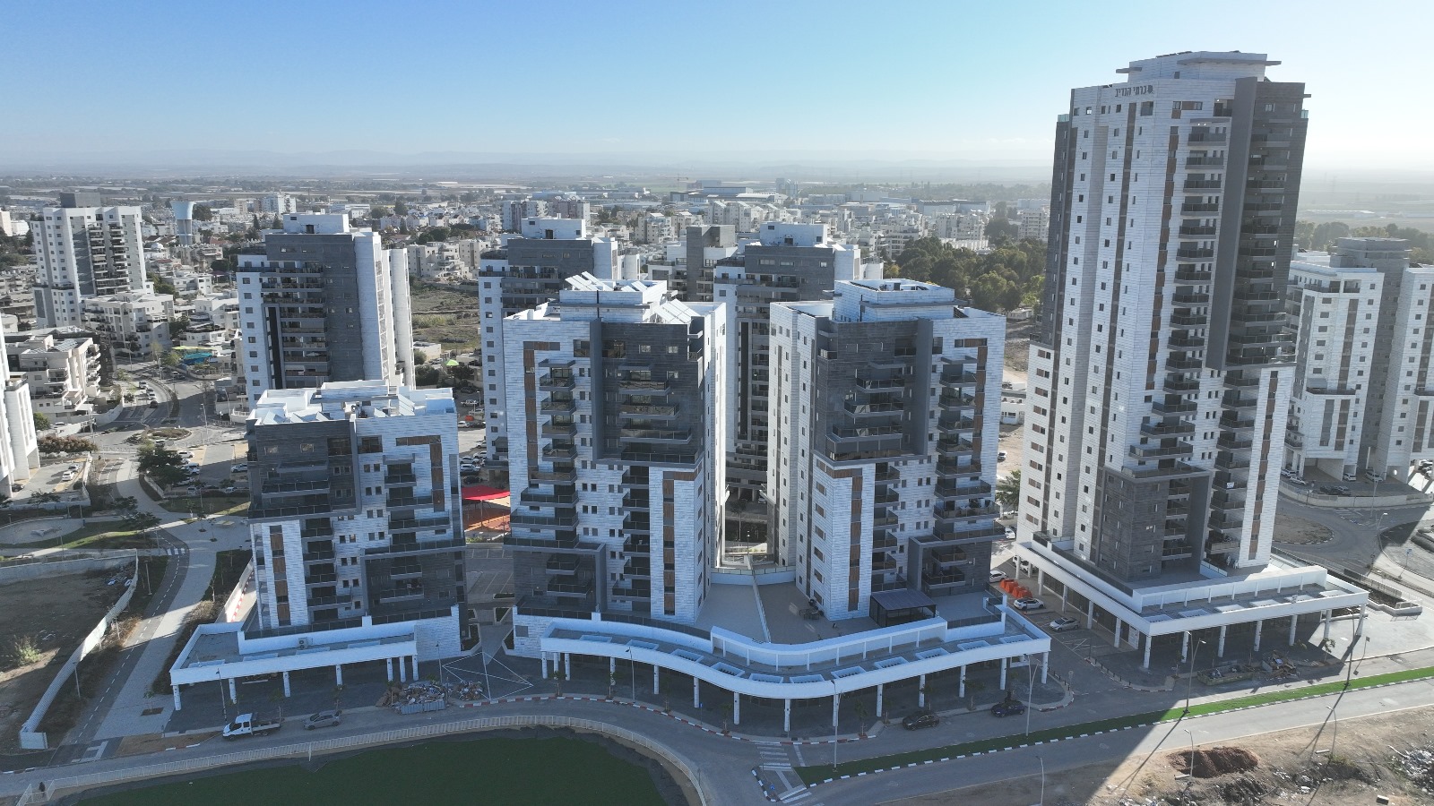 שד' רוטשילד 8, קרית מלאכי