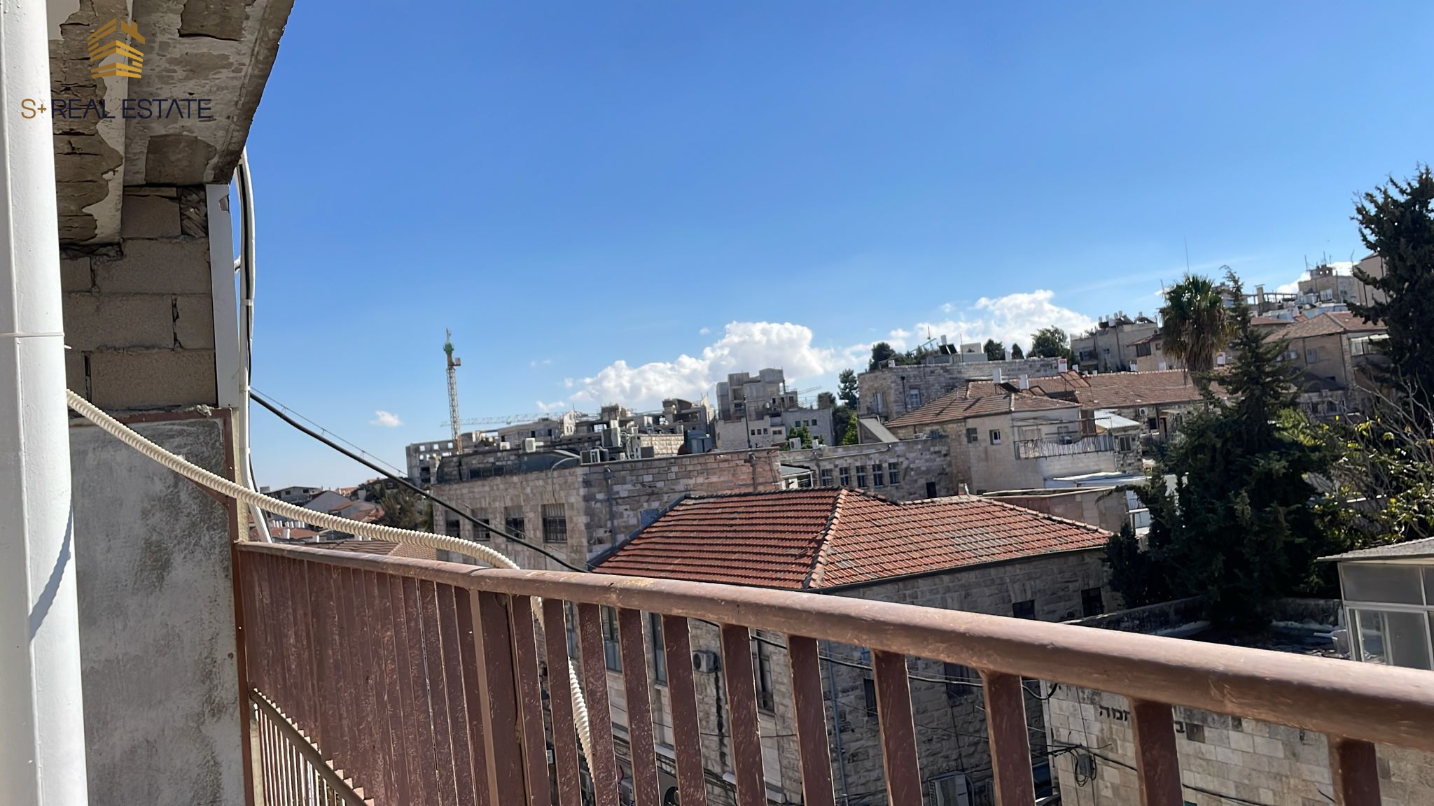 מלכי ישראל 6, ירושלים