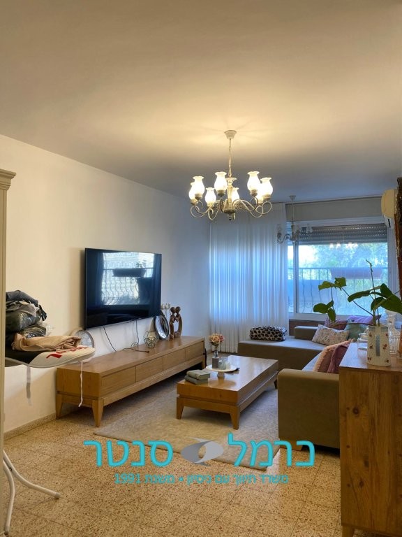בורלא יהודה, חיפה