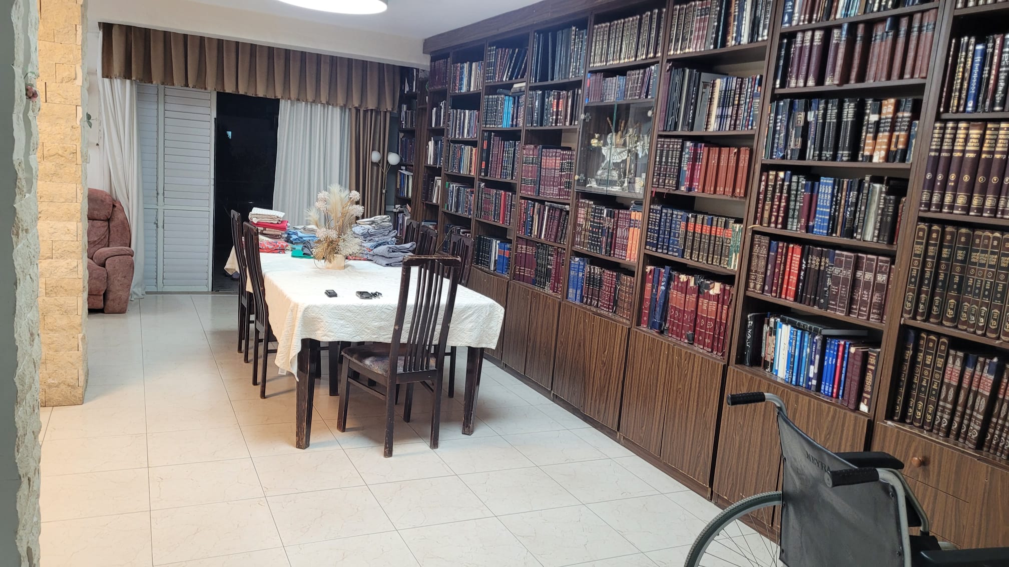 אבני נזר, מודיעין עילית